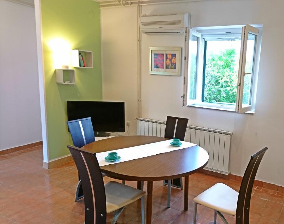 Countryside Family Retreat Apartment Sibenik Exterior photo